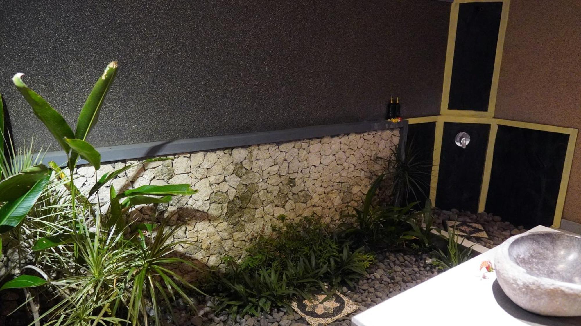 Oma In Pemuteran Bali Apartamento Exterior foto
