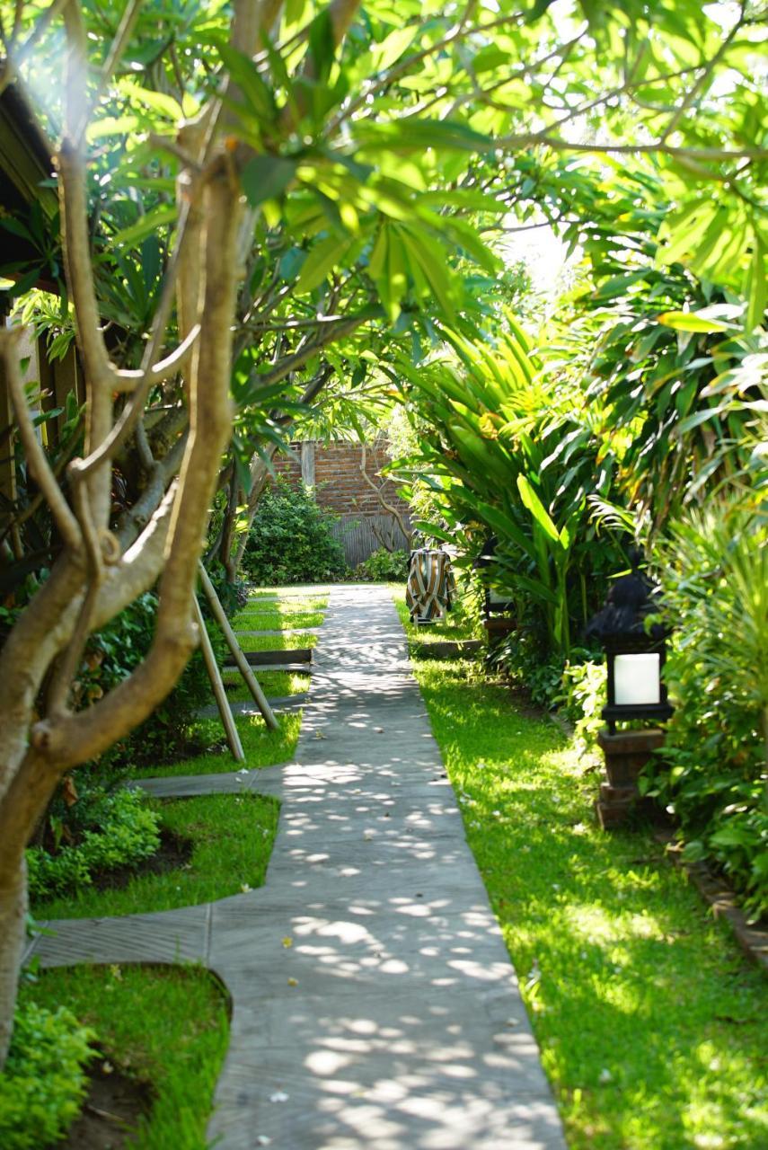 Oma In Pemuteran Bali Apartamento Exterior foto